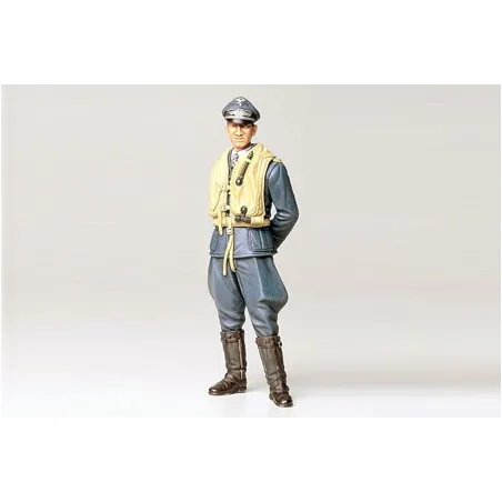TAMIYA WWII GERMAN LUFTWAFFE ACE PILOT