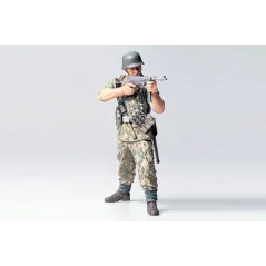 TAMIYA WWII GERMAN ELITE INFANTRY MAN