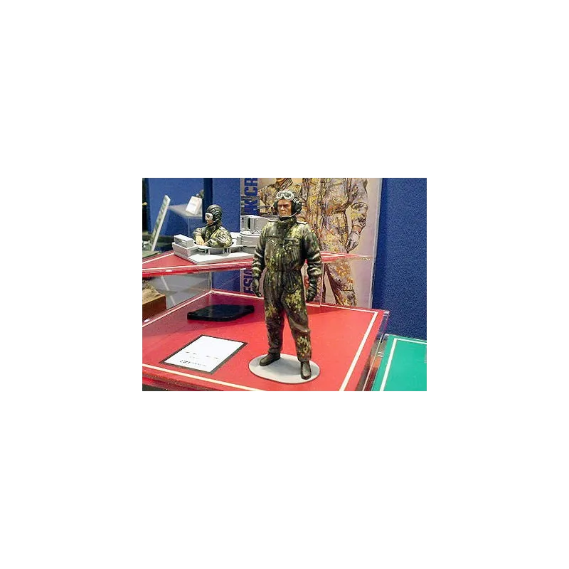 TAMIYA Bundeswehr Tank Crewman