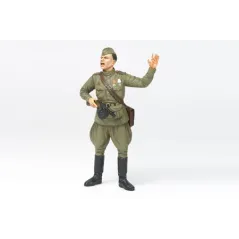 TAMIYA 1/16 RUSSIAN FIELD COMMANDER