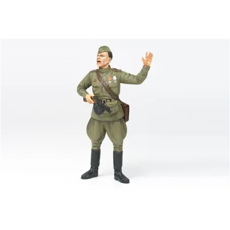 TAMIYA 1/16 RUSSIAN FIELD COMMANDER