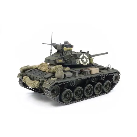 TAMIYA 1/35 M24 CHAFFEE(ITALERI)