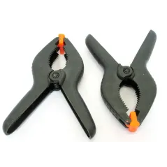 6 - 1/2" PLASTIC STALL CLIPS / SPRING CLAMPS HOLDERS BULLDOG (2 PACK) NEW CL114