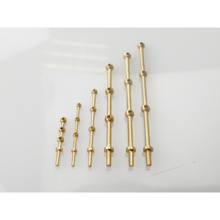 RACTIVE 3 Hole Stanchion, Brass 40mm (Pk10) J-RMA66340