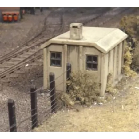 RATIO 518 CONCRETE LINESIDE HUTS (PK2) PLASTIC KIT OO GAUGE