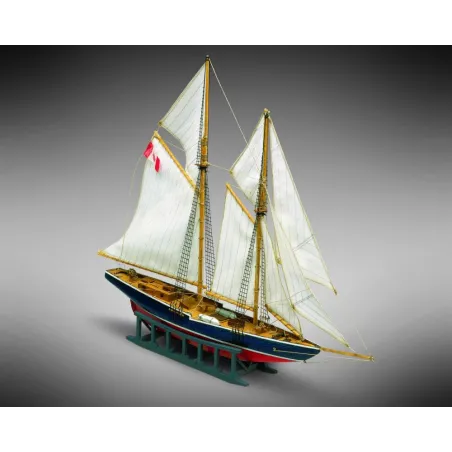 MM11 Bluenose Schooner