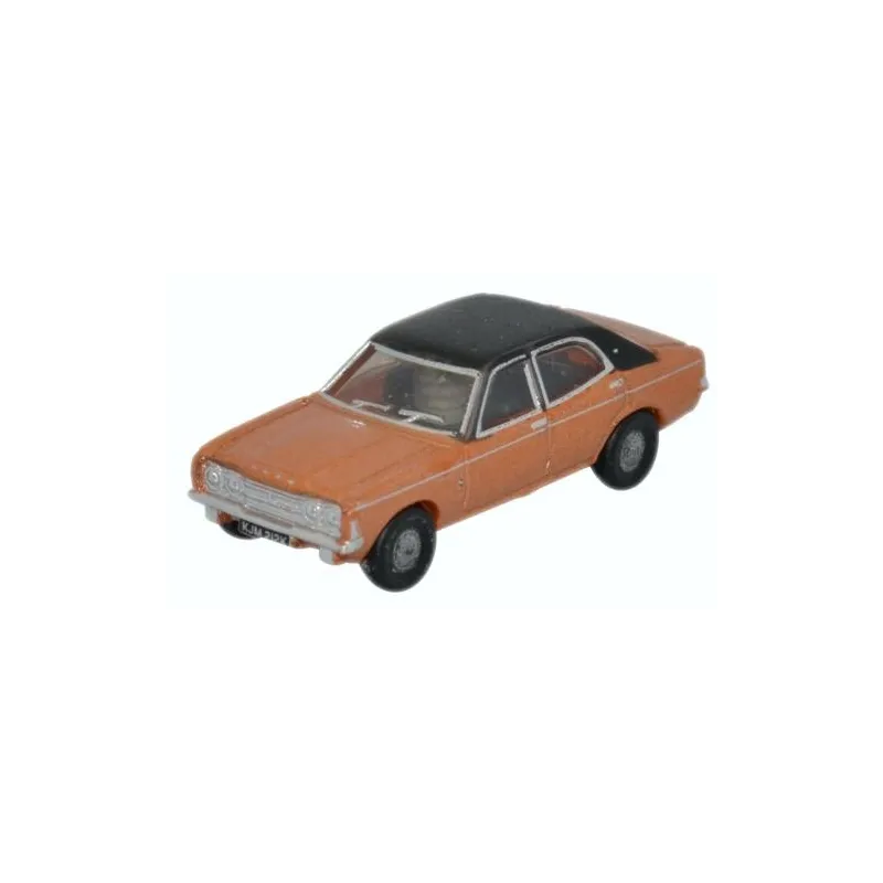 Oxford Diecast Cortina Mk.3 Gold Oxford Diecast Cortina Mk.3 Gold
