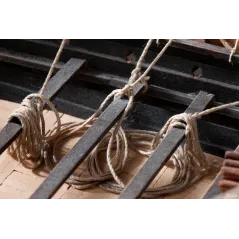 D005 – Viking Longship (1:35)