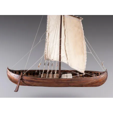 D013 – Viking Knarr (1:72)