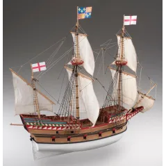 D017 – Golden Hind (1:72)