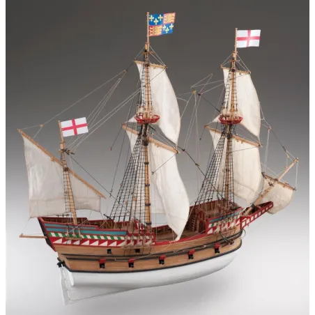 D017 – Golden Hind (1:72)
