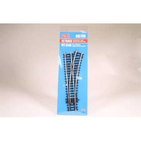 Peco No.2 Radius, R/H Turnout, Insulfrog OO/HO Gauge ST-240