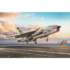 ITALERI F-8E Crusader
