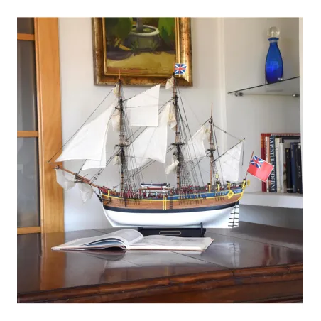 ARTESANIA HMS ENDEAVOUR 