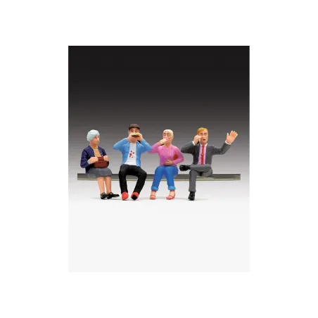 LGB Set of Seated Dining Car Figures