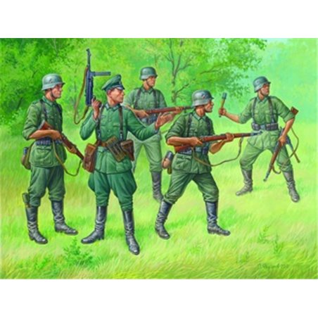 ZVEZDA    German Regular Infantry 1939-43