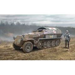 ITALERI Sd.Kfz. 251/8 ambulance