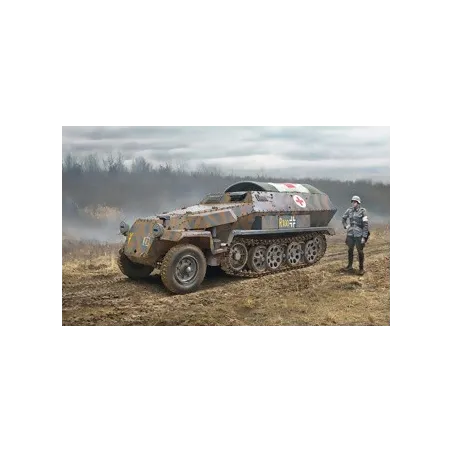 ITALERI Sd.Kfz. 251/8 ambulance
