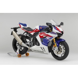 TAMIYA 1/12 CBR 1000RR-R Fireblade Special