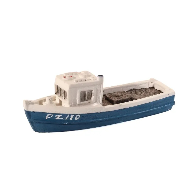 HARBURN HOBBIES Fishing Boat Blue N Gauge HN651