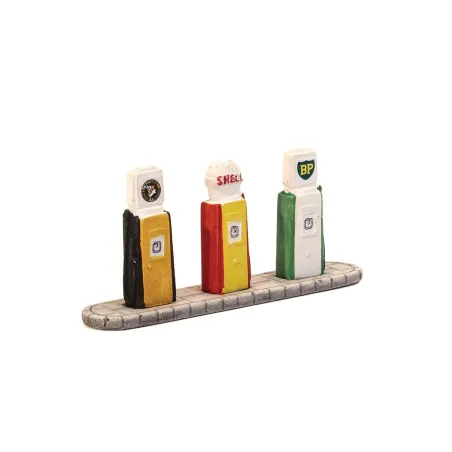 HARBURN HOBBIES Shell - BP - National 1960's Petrol Pumps OO Gauge SS389
