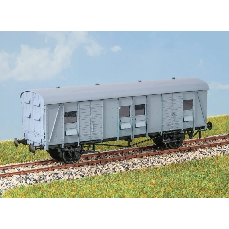 PARKSIDE BR CCT Parcels Van OO Gauge PC47