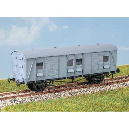 PARKSIDE BR CCT Parcels Van OO Gauge PC47