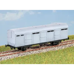 PARKSIDE LNER Extra Long CCT OO Gauge PC30