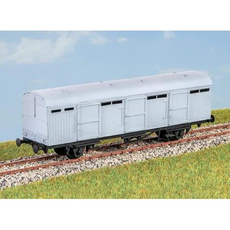 PARKSIDE LNER Extra Long CCT OO Gauge PC30