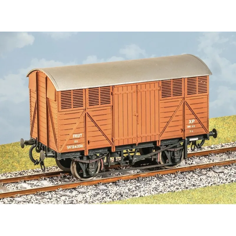 PARKSIDE GWR 12 Ton Fruit Van 0 Gauge PS29