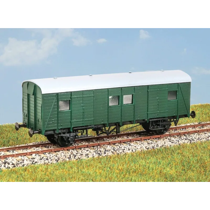 PARKSIDE SR PMV Parcels Van OO Gauge PC36