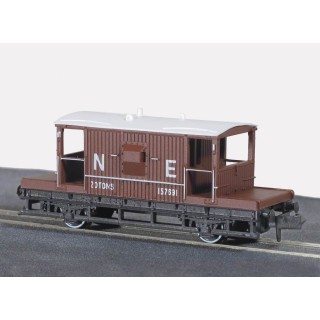 Peco Brake Van, NE, bauxite N Gauge NR-28E