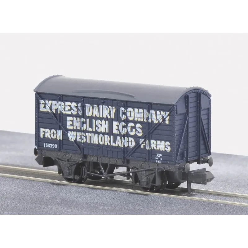 Peco Box Van, Express Dairy English Eggs N Gauge NR-P133