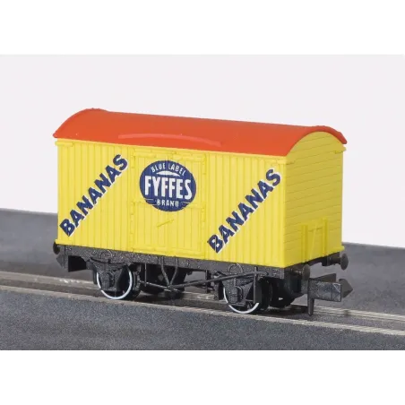 Peco Box Van, Refrigerator type, Fyffes, yellow N Gauge NR-P140