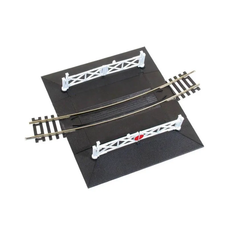 Peco Curved (No.3 Rad.) Level Crossing, complete with 2 ramps & 4 gates OO/HO Gauge ST-263