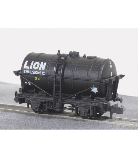 Peco Lion Emulsions Tank Wagon, Black N Gauge NR-P177