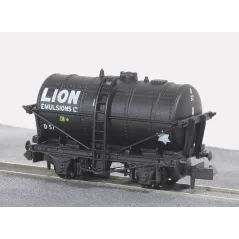 Peco Lion Emulsions Tank Wagon, Black N Gauge NR-P177