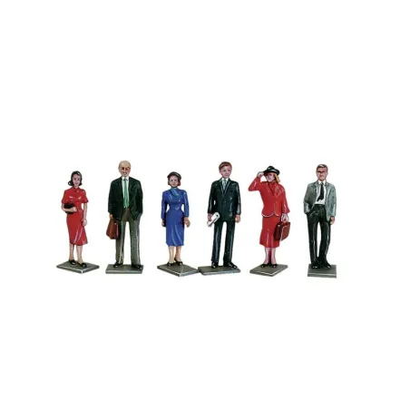 Peco Passengers (cast white metal) O Gauge OP-10