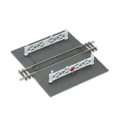 Peco Straight Level Crossing, complete with 2 ramps & 4 gates OO/HO Gauge ST-268