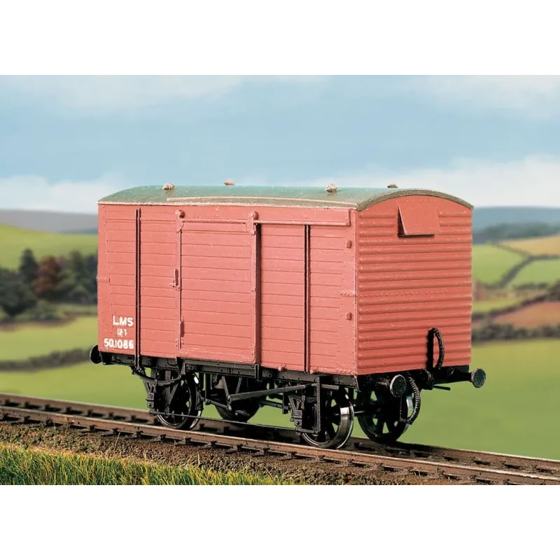 Ratio LMS 12 ton Ventilated Box Van (M/W) All Gauges 572
