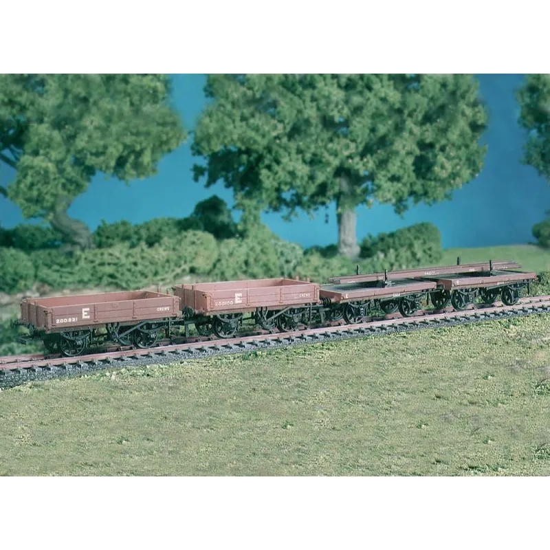 Ratio Permanent Way Wagons (set of 4) (M/W, B/B) All Gauges 575
