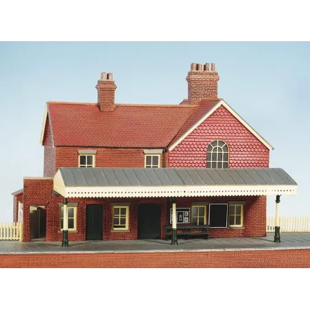 WILLS KITS Country Station, Brick Built, With Platform OO/HO Gauge CK16