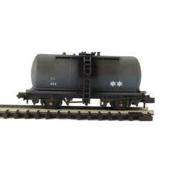 Peco Tank Wagon (type C), Regent Oil, black,Weathered N Gauge NR-P77W