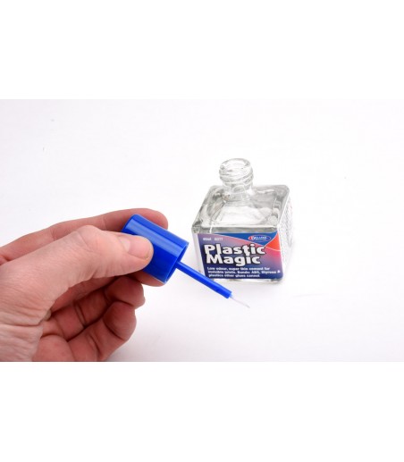 Deluxe Materials Plastic Magic 40ml